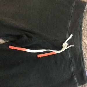 Sundry Pants - NWT SUNDRY SWEATS. SIZE 2. Sundry Pants - NWT SUNDRY SWEATS. SIZE 2.